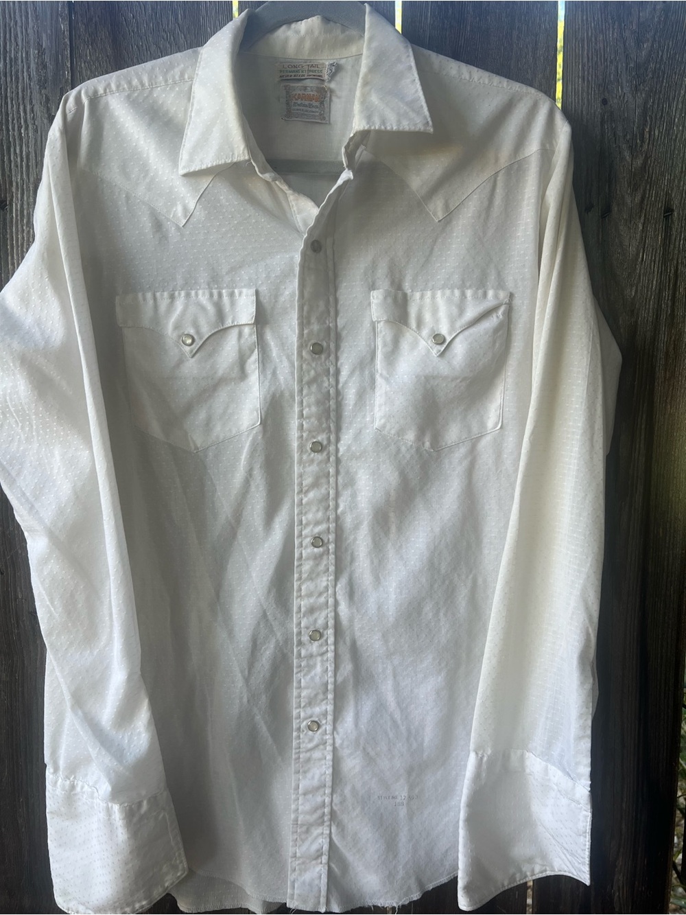 Men's White Western-Style Button-Down Shirt